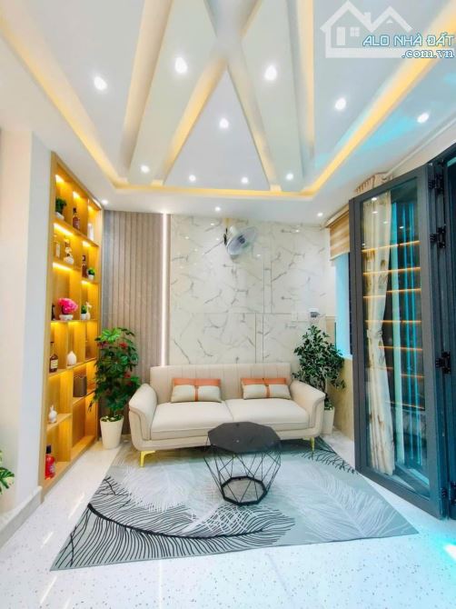 Bán nhà có dòng tiền sẵn 12tr ngay Tân Hương, Tân Phú.Giá: 2 tỷ 619tr /69,4m2, hẻm ô tô 6m - 5