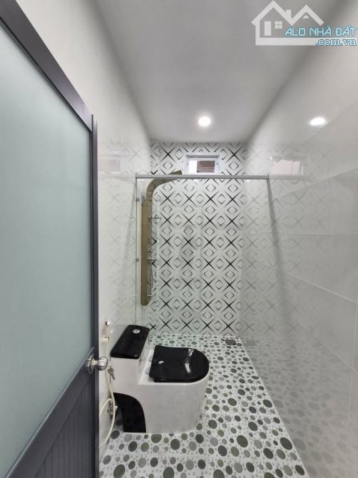 CHÍNH CHỦ - gửi bán căn nhà gần chợ 150m2 giá chỉ 770 triệu thương lượng - 5