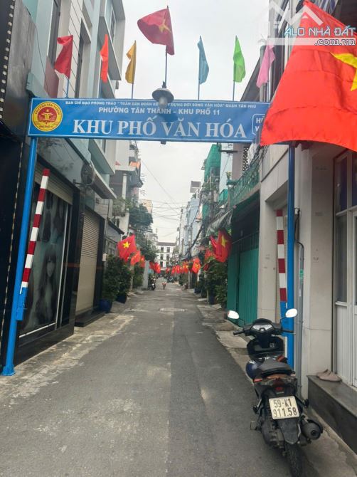 Bán nhà 2/68 đường Vườn Lài, Tân Phú; DT 16 x 19m, 4 tầng; giá 40 tỷ - 5