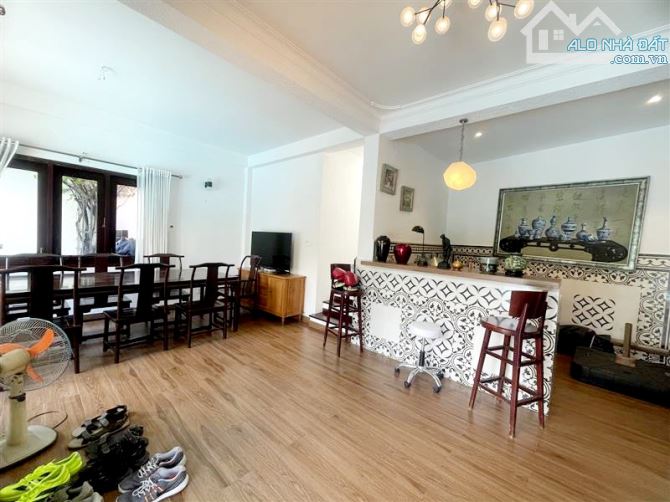 Biệt Thự Đơn Lập - Vị Trí TT GÒ VẤP - Khu Người Nước ngoài - 320m² - 34 TỶ. - 5