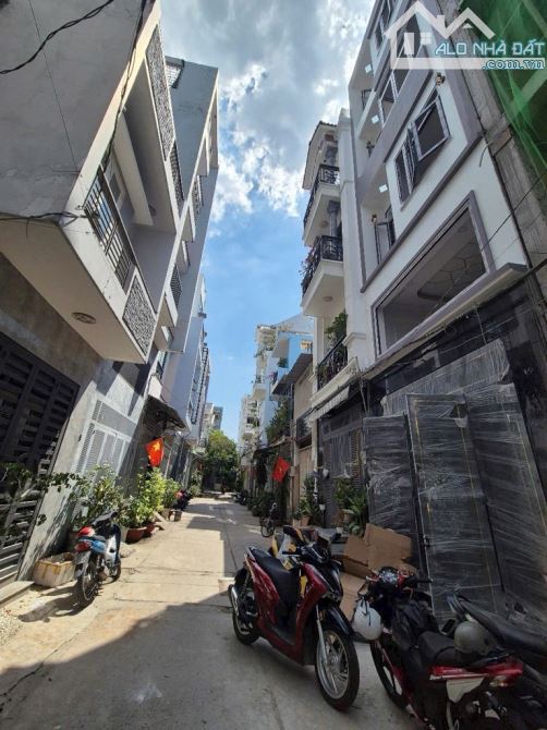 NGAY MẶT TIỀN LÊ ĐÌNH THÁM F TÂN QUÝ Q TÂN PHÚ 30M² 2 TẦNG GIÁ 3,25TỎI - 5