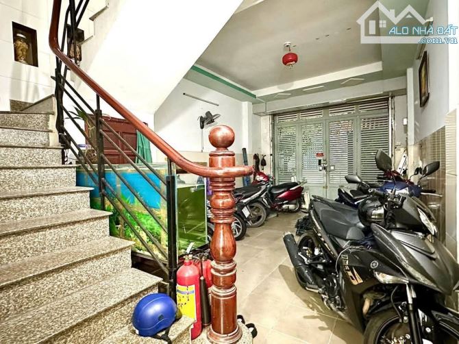 Bán nhà Phường 13 Tân Bình,Nhà ga T3, Hoàng Hoa Thám, hẻm ô tô 6m, 4.5x18m, 9 phòng, 10.xỷ - 5