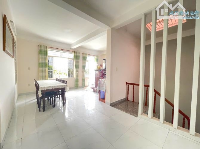 Bán nhà 3 tầng 96m đất ngang 6m mặt tiền đường Bùi Thị Xuân ngay Trần Hưng Đạo chỉ 12 tỷ - 5