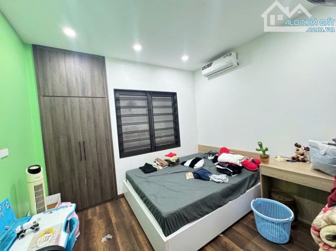 BÁN NHÀ MẶT PHỐ THƯỢNG THANH - LONG BIÊN KHU TÁI ĐỊNH CƯ - VỈA HÈ RỘNG - Ô TÔ TRÁNH - KINH - 5