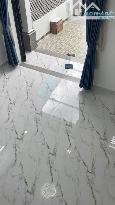Bán nhà 2 tầng  tiền nhựa KDMB. Xã Xuân Thới Sơn , HM. 103m2. Giá 5 tỷ 50tr - 5