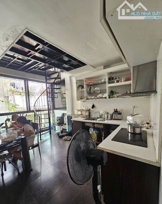 Cực phẩm nhà đệp ở ngày Nguyễn Chí Thanh Đống Đa Sổ 40m, 6 tầng MT4m1 Giá 17 tỷ Ô Tô tránh - 5