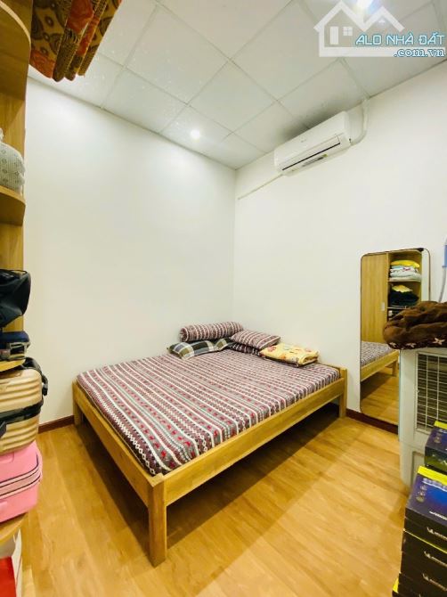 NHÀ KIỆT NGUYỄN CÔNG HOAN - nhỉnh 3 tỷ - 6