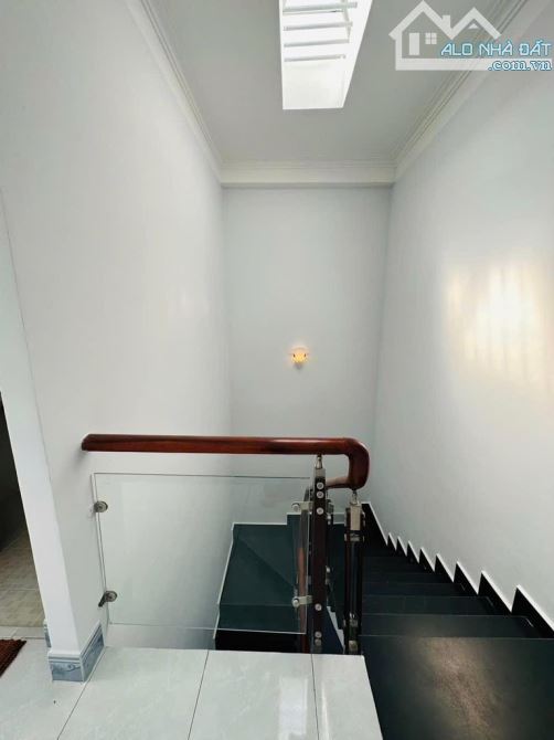 Cần tiền bán nhà 46m2, 2 mặt tiền hẻm Binh Thạnh - 6