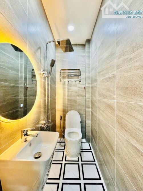 Nhà đẹp, mua xong dọn vào ở ngay Minh Phụng, Quận 6. DT: 52m2 / 3 Tỷ 080. Hẻm ô tô 5m - 6
