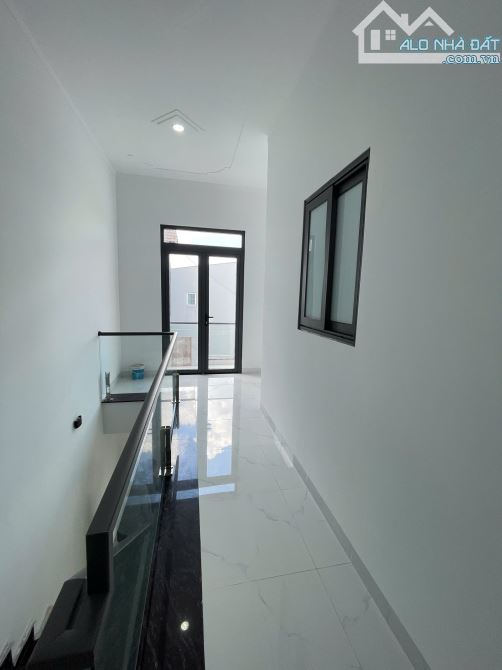 NHÀ LẦU HIỆN ĐẠI PHƯỜNG TÂN TRIỀU - 6