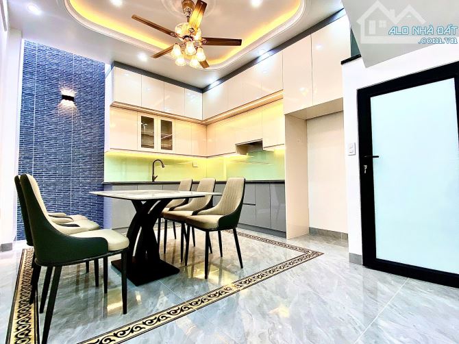 Bán nhà 4 tầng 56m2 Khúc Thừa Dụ, Lê Chân. Giá 3,99 tỷ - 6