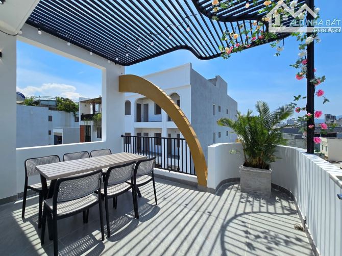 Villa mới 100% có hồ bơi - Cách biển Mỹ Khê 500m - Dòng tiền dự kiến 50tr/th - Chỉ 1x tỷ - 6