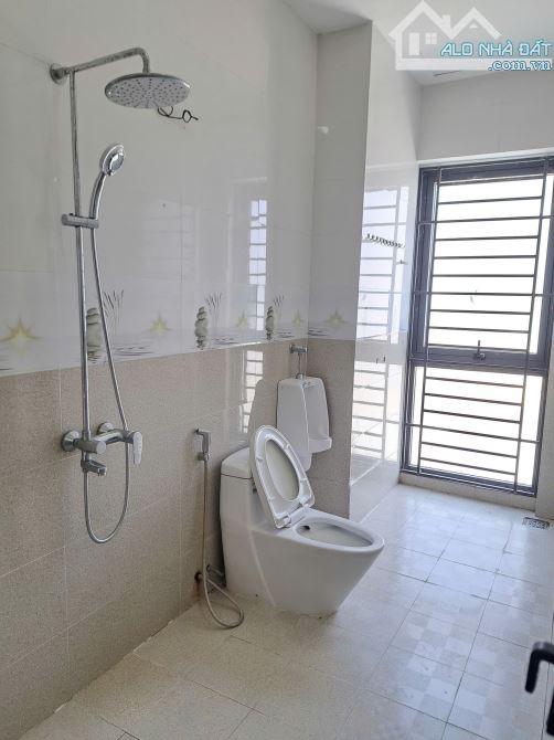 🎑🎑CHO THUÊ NHÀ 4 TẦNG RỘNG 150M2 ĐẤT MẶT TIỀN NẠI NAM - 6