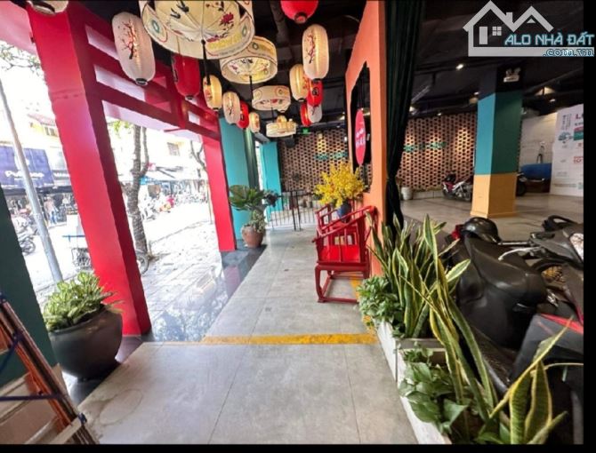 Mặt Phố Cổ/ 156 Tỷ/ 200 M2/ 17 M tiền/ 6 Tầng - 6