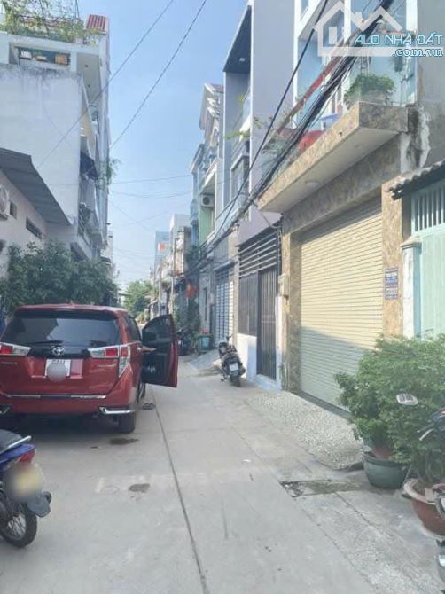 NHÀ ĐẸP 4 TẦNG Đ. HỒ VĂN LONG NGAY GÒ MÂY - HẺM XE TẢI THÔNG - 57M2 (4x14.3). CHỈ HƠN 5 TỶ - 6
