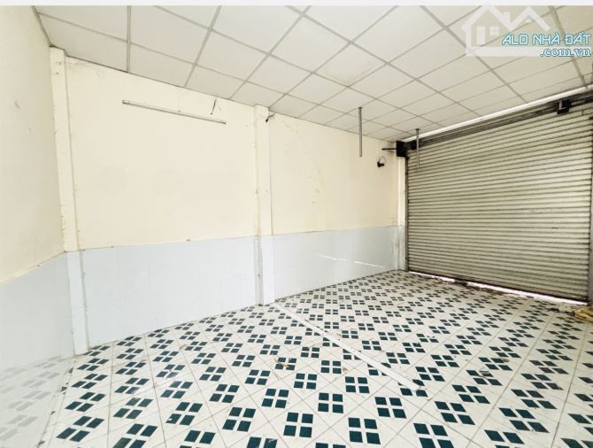 Bán Nhà Hóc Môn - 200M2 ( 9,5 x 21) -2 Mặt Tiền Hẻm xe Tải -  Chỉ 4,56 Tỷ Tỷ. - 6