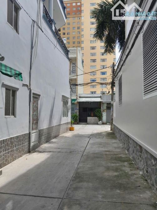 SIÊU PHẨM XỊN 3 TẦNG - HẺM XE HƠI - HAI MẶT TIỀN - 69M2 - LÊ VĂN QUỚI - BÌNH TÂN - GIÁ NHỈ - 6