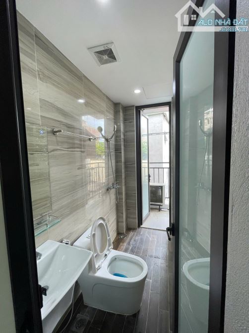 Cho Thuê CCMN Ngõ 86 Hào Nam Đống Đa 25m2 Studio Ban Công Full Nội Thất Thang Máy Gần Chợ - 6