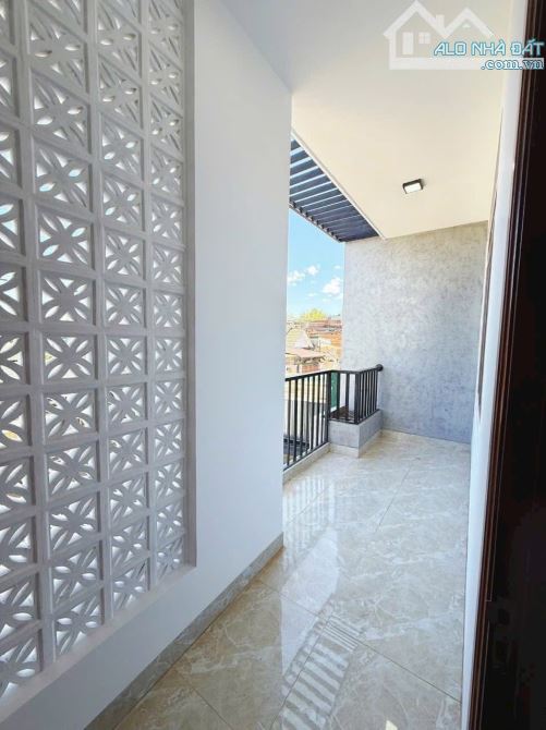 VIP!! Nhà lầu mới leng keng hẻm 184 Đồng Khởi, Tân Lợi nở hậu 5,6m giá chỉ 4tyxxx - 7