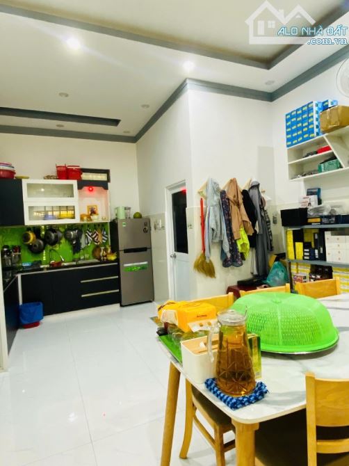 NHÀ KIỆT NGUYỄN CÔNG HOAN - nhỉnh 3 tỷ - 7
