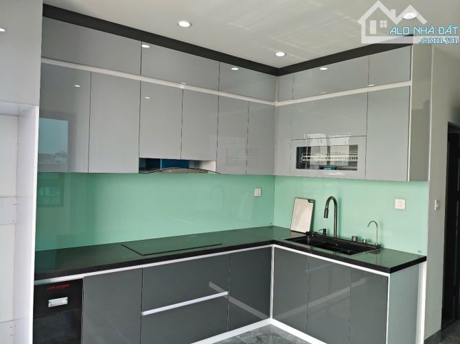 Bán Nhà Mặt Ngõ Ô Tô 101 Phố Trạm, Thang Máy, Ngõ Thông DT: 41m/7 Tầng/12 Tỷ - 7