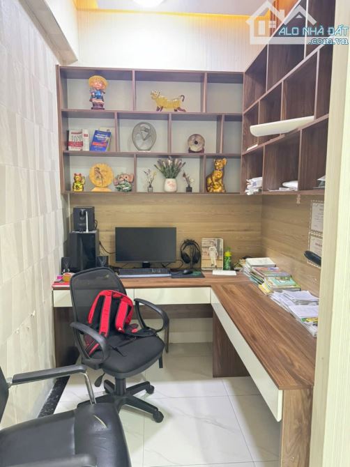 Bán nhà 2 tầng 2 mê đường 5.5m Liêm Lạc 25 - Hoà Xuân - 7