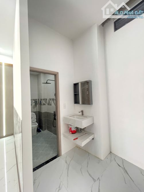 NHÀ LẦU HIỆN ĐẠI PHƯỜNG TÂN TRIỀU - 7