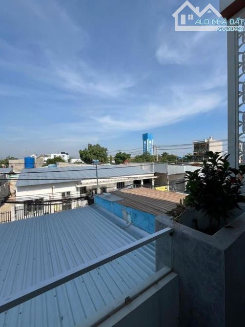 NHÀ 3 TẦNG MẶT TIỀN TÂN HIỆP 4 73M2 6,2 TỶ GẦN ĐƯỜNG DƯƠNG CÔNG KHI - TẶNG PULL NỘI THẤT. - 7