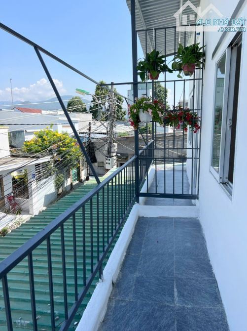 NHÀ VĨNH THẠNH CHỢ GA CÁCH 23/10 CHỈ 100M VỀ TTTP CHỈ 5P KHU DÂN CÚ ĐÔNG ĐÚC TIỆN ÍCH ĐẦY - 7