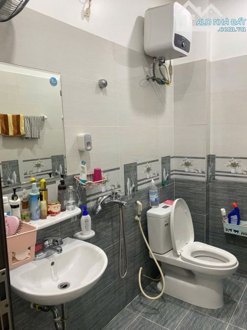 BÁN NHÀ SÂN CỔNG RIÊNG ĐƯỜNG CHỢ HÀNG MỚI NGÕ NÔNG. - 7