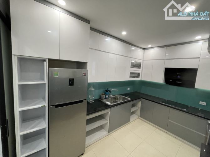 VIP - HIẾM, CĂN HỘ ĐẲNG CẤP FULL NỘI THẤT HIỆN ĐẠI, LÔ GÓC, BAN CÔNG QUANH NHÀ. - 7