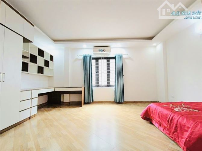 Xuân Phương-Nam Từ Liêm  5 Tầng Nhà Dân Xây Chắc Chắn DT 35m .Giá 5,7 Tỷ - 7