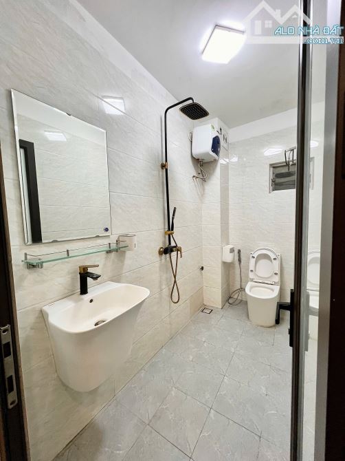 Tôi bán nhà số 20 Ngõ 44 Quan Nhân, Cầu Giấy, 35M , 7 Tầng, 8.75 Tỷ - 7