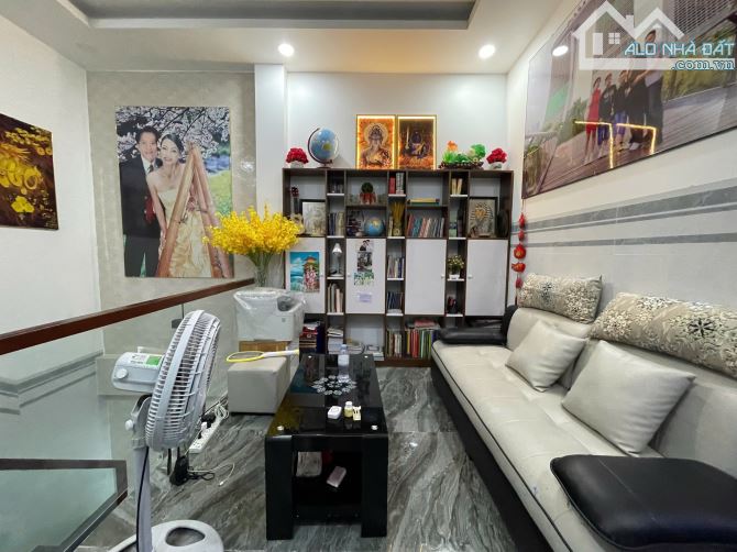 Bán nhà 2 lầu HXH đường Lang Tăng Phú. 86m2, 8.6 tỷ - 7