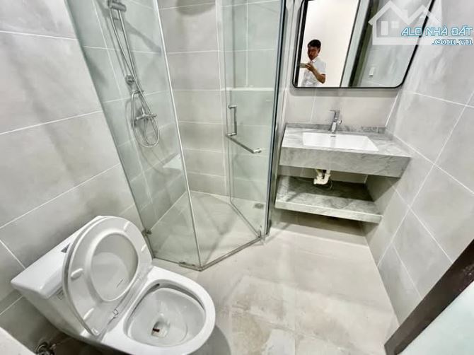 Cực phẩm phân lô Trần Cung, ôtô tránh, vỉa hè, gara ôtô, thang máy, thông sàn KD, 56m² 7T - 7