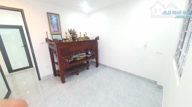 Bán nhà đẹp đầu ngõ 243 Tam Trinh, 4 tầng, 35m2, gần phố, sổ nở hậu, giá 7.6 tỷ! - 8