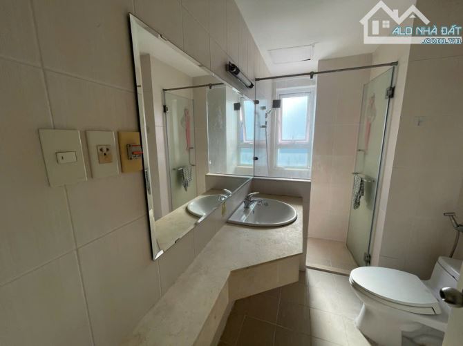 🌟 Cho thuê căn hộ Cao Ốc Phú Nhuận, 3PN.2Wc 120m2 Nội Thất Cơ Bản 20Tr giữ chìa khóa - 8