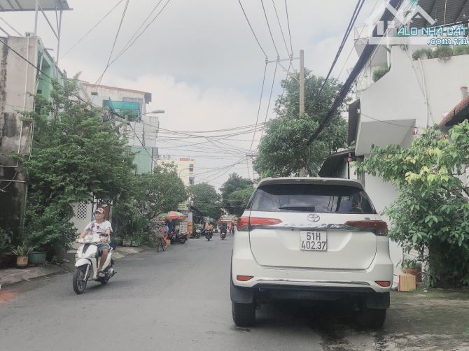 Bán nhà MT hẻm 10m 4 lầu đẹp Thống Nhất 71m2 ngang 5.1m ngay nhà Thiếu Nhi 8.95 tỷ. - 8