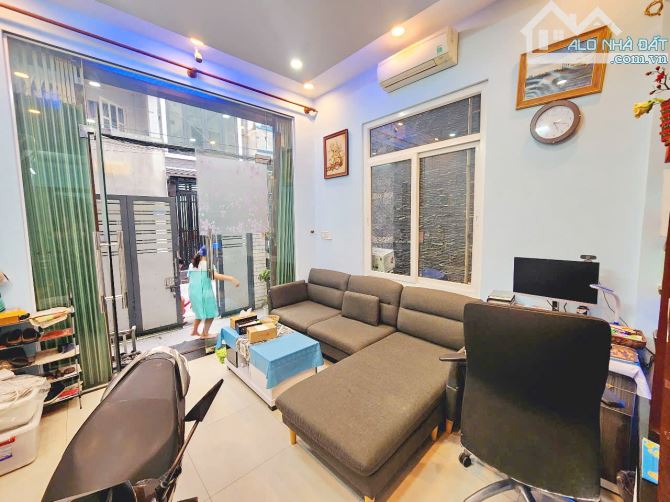 Bán nhà 1 lầu gần chợ Nguyễn Thị Tần Phường 2 Quận 8 - 8