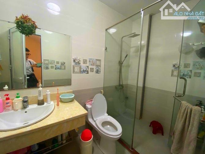 PHAN KẾ BÍNH - ĐỘI CẤN - CỐNG VỊ - BA ĐÌNH - THỰC TẾ 56M2 - 4,5 TẦNG - MT 4.5 - CHỈ 10.8 T - 8