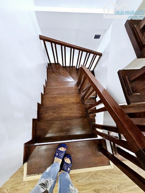Nhà Đẹp Phố Trần Thái Tông - Cầu Giấy DT 45m, 6 Tầng, Giá 10 Tỷ - 8