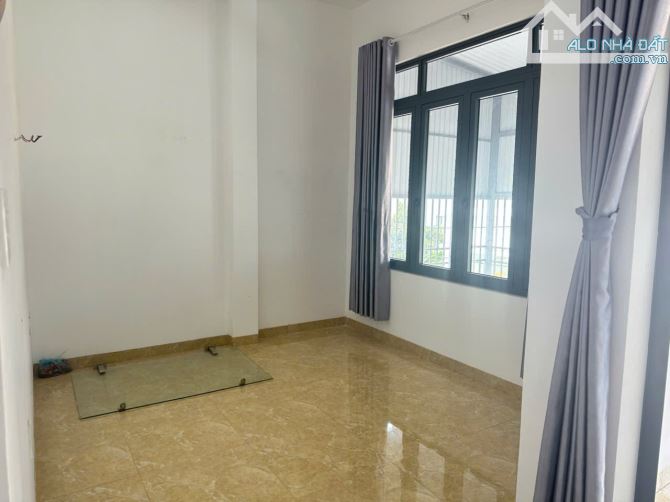 Nhà cấp 4 hẻm 48 Đỗ Xuân Hợp phường Tân Lợi - 8