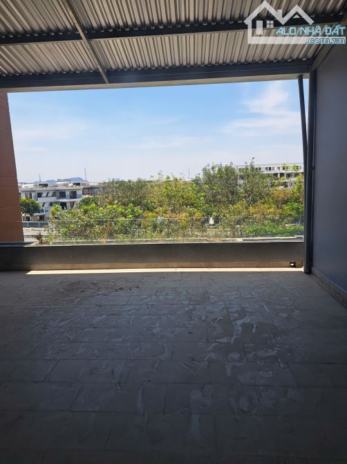 🎑🎑CHO THUÊ NHÀ 4 TẦNG RỘNG 150M2 ĐẤT MẶT TIỀN NẠI NAM - 8