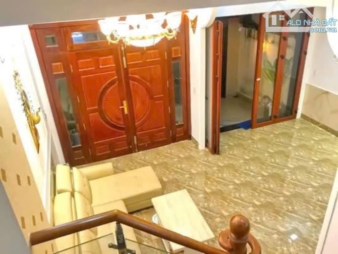 NHÀ PHẠM HỮU LẦU Q7 - HẺM ÔTÔ - 3 LẦU ĐÚC- 64m2 , NGANG 6,15m- GIÁ 7 TỶ NHỈNH - 8