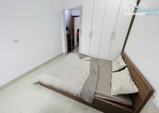 Cần Bán CCMN Mỗ Lao Hà Đông 42m2 6 tầng 10 phòng cho thuê giá chỉ 8 tỷ - 8