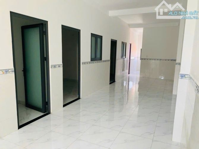 Nhà 2 MẶT HẺM 196m2(7/14 X 24 )3 Tầng- 1 MẶT TIỀN Kinh Doanh Hẻm 1/ Xe Tải Tránh có lề - 8