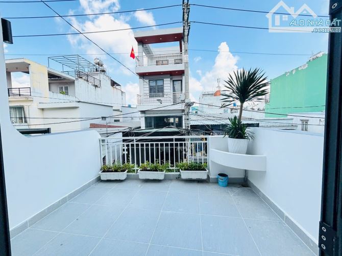 Bán Nhà Q12 - 73M2( 4 x 18.5M )- 2Tầng - HXH- Chỉ 6,23 Tỷ. - 8