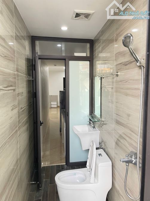 Cho Thuê CCMN Ngõ 86 Hào Nam Đống Đa 25m2 Studio Ban Công Full Nội Thất Thang Máy Gần Chợ - 8