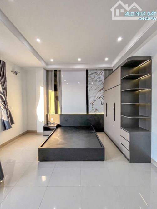 🏡 BÁN NHÀ 1 TRỆT 1 LẦU HẺM NHÁNH ĐƯỜNG NGUYỄN VĂN LINH CÁCH ĐẠI HỌC Y DƯỢC 2, - 9