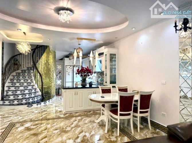 17,9 tỷ dt 73m 4t 4,7mMT đường bưởi,full nội thất cao cấp,nhà dân xây mới,oto tránh,gần p - 9
